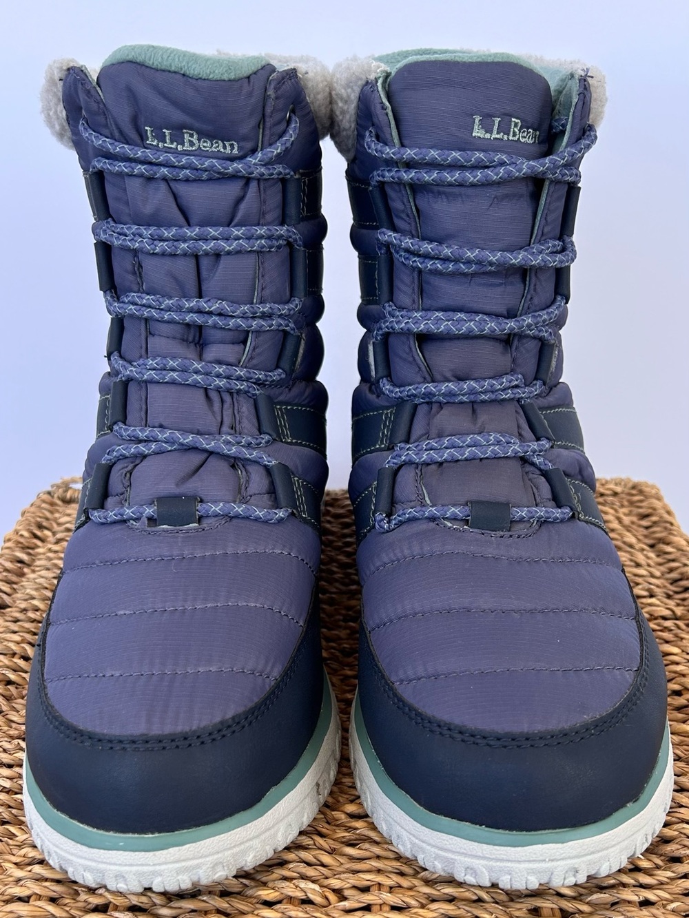 L.L. Bean Women’s Ultralight Quilted Insulated Boots Lace Up Size 10M